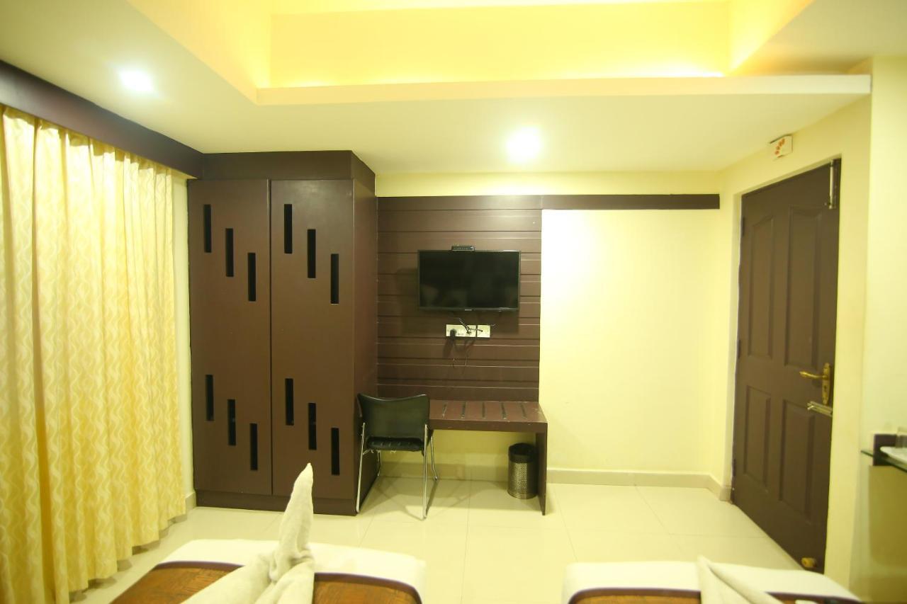 Hotel White Mount Chennai Bagian luar foto