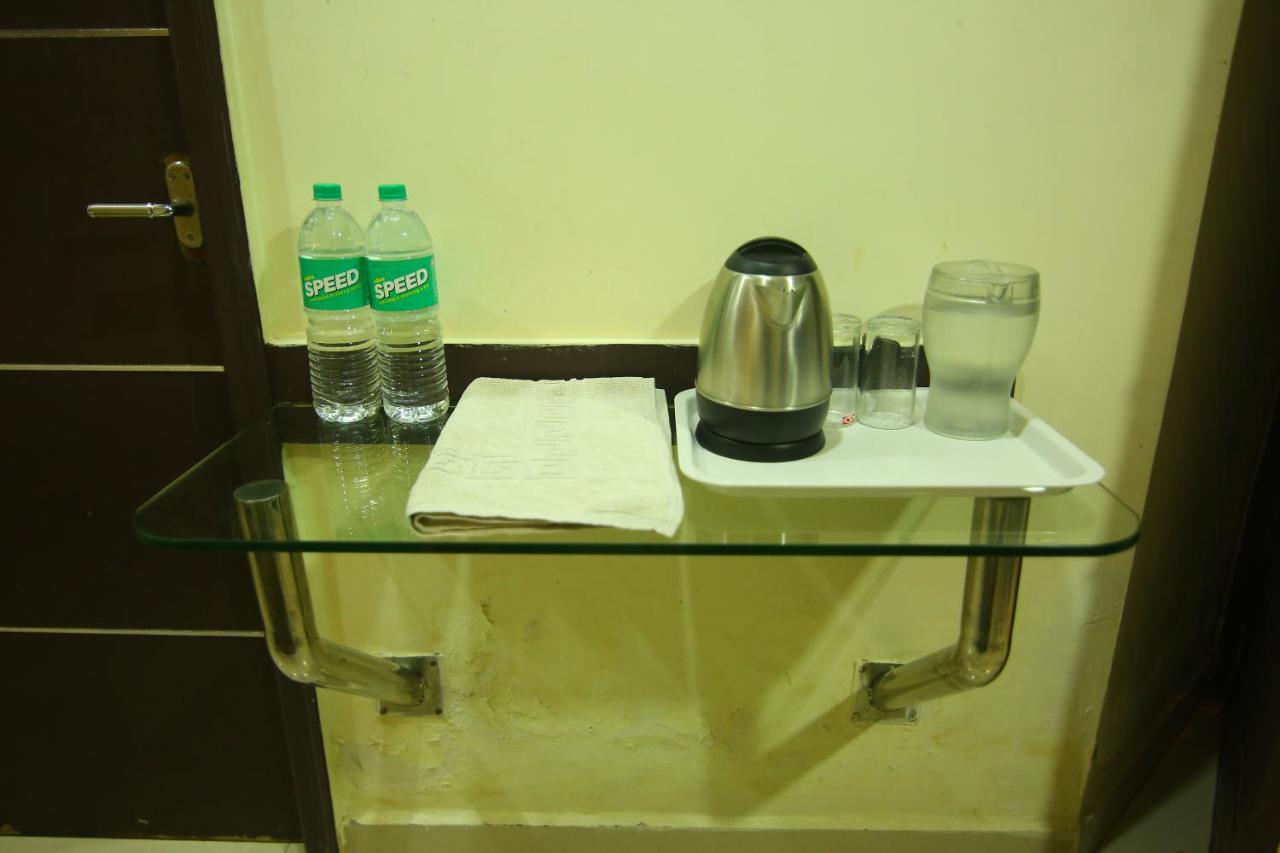 Hotel White Mount Chennai Bagian luar foto
