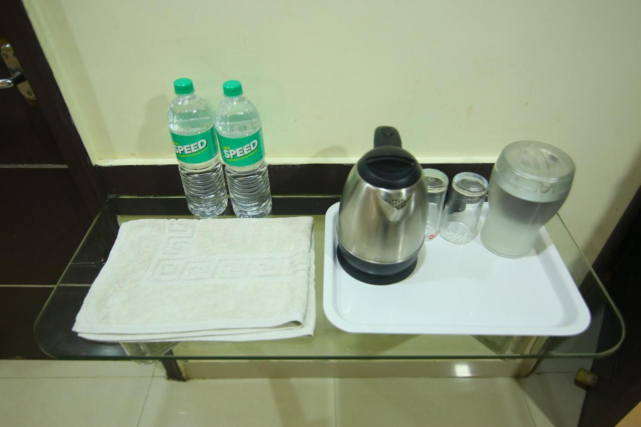 Hotel White Mount Chennai Bagian luar foto