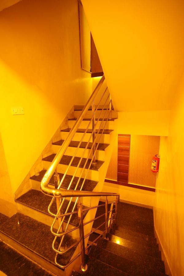 Hotel White Mount Chennai Bagian luar foto